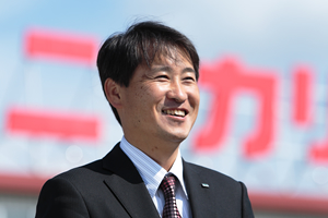 Representative Director Hiroshi Sugimoto